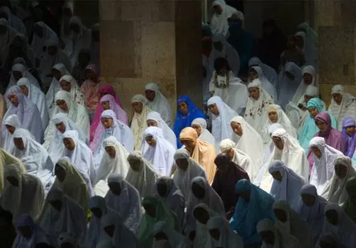 PERIHAL WANITA MELAKSANAKAN SHOLAT JUM’AT