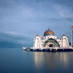 MELANGGENGKAN ISTIQOMAH