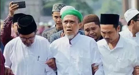 SYARAT KEMANFAATAN ILMU