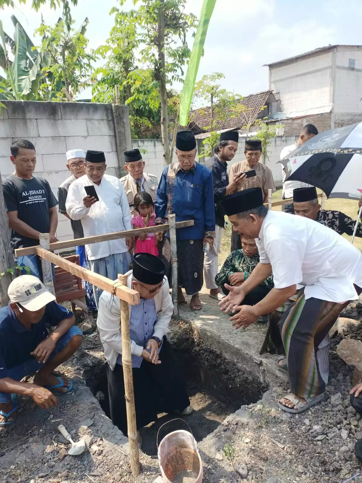 Peletakan Batu Pertama Masjid Al-Jihad 3 Madiun