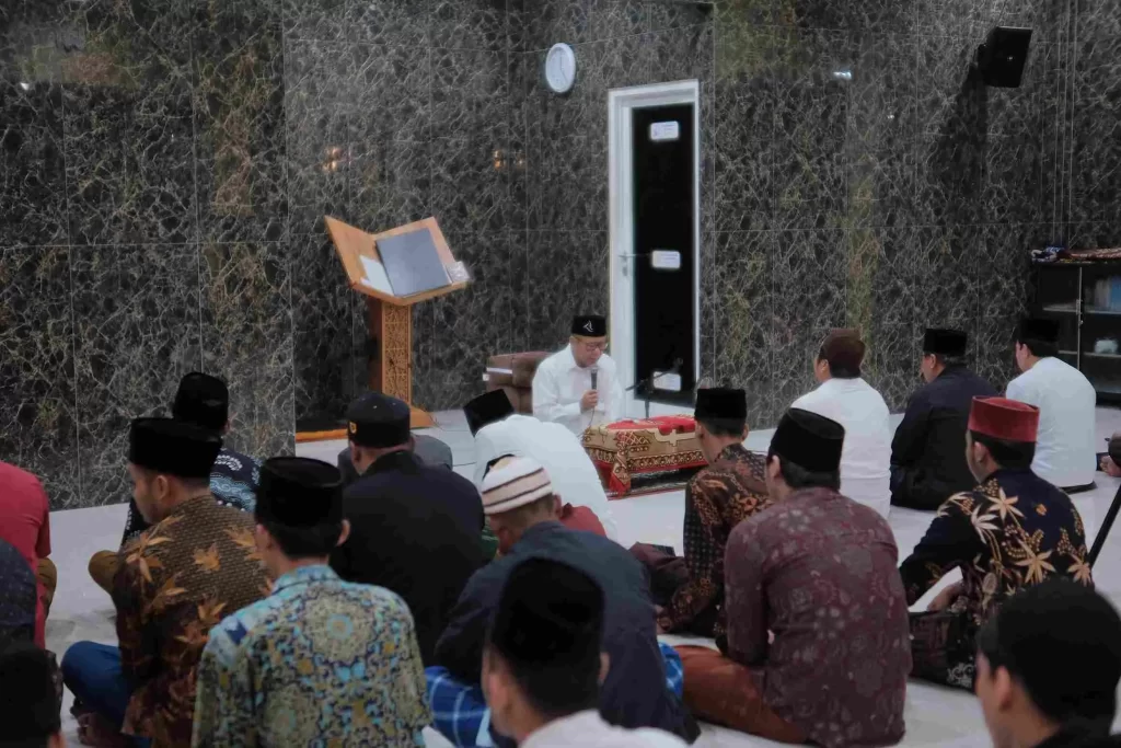 Yayasan Al Jihad Surabaya menggelar peringatan Maulid Nabi Muhammad sekaligus kegiatan Majelis Dzikir Malem Pitu.