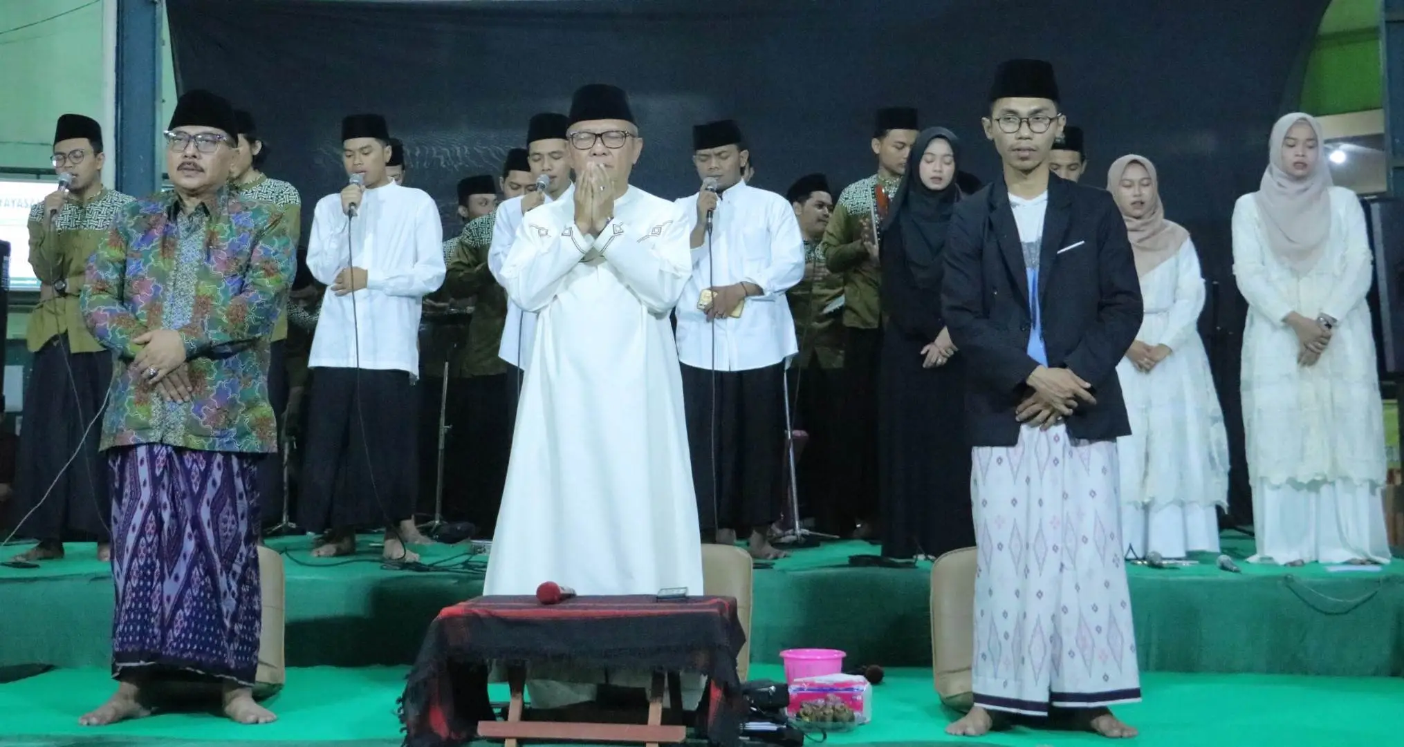 PONDOK PESANTREN AL-JIHAD SURABAYA GELAR TASYAKURAN HAJI