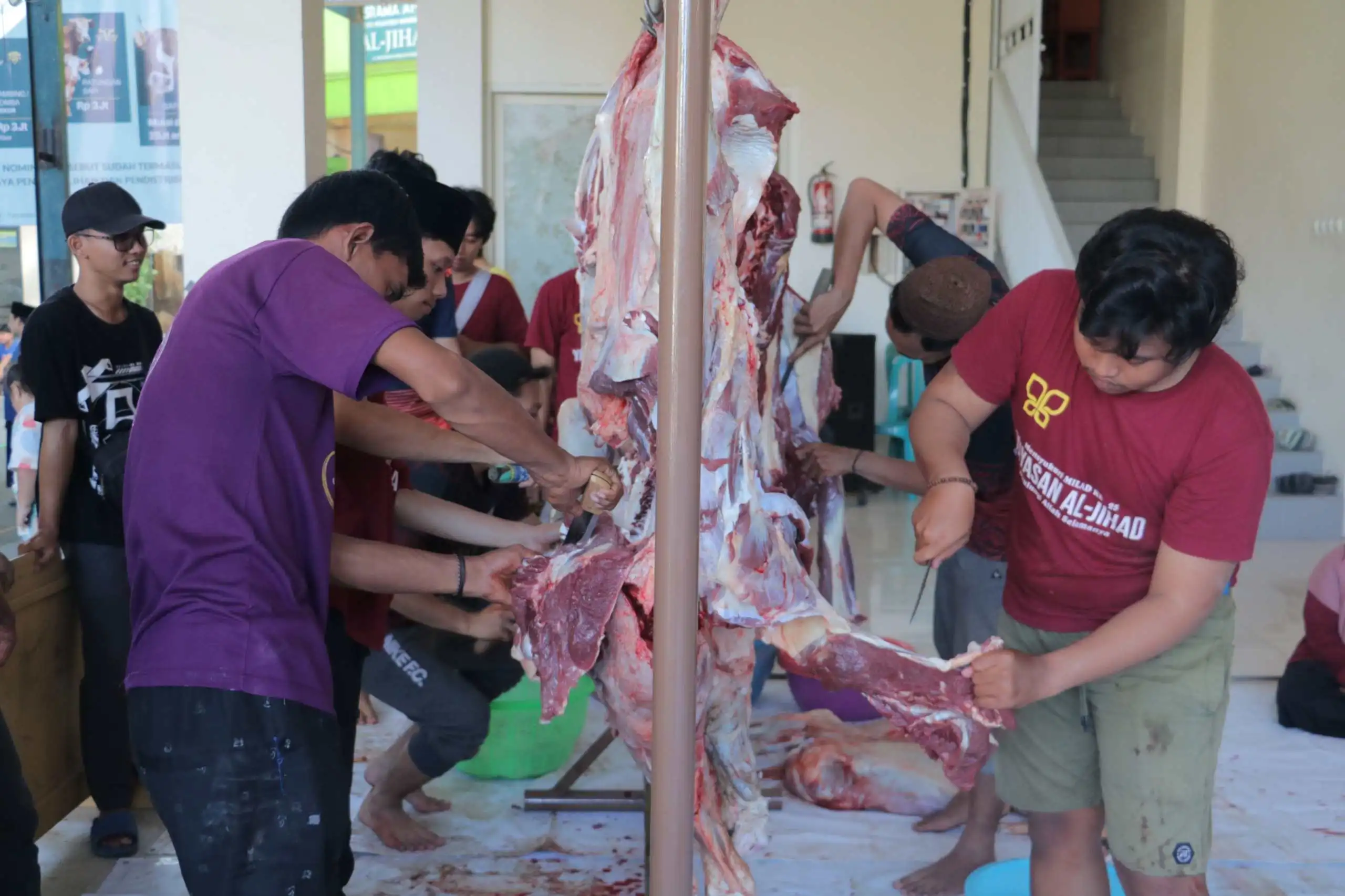 YAYASAN AL-JIHAD SURABAYA TERIMA 18 HEWAN QURBAN