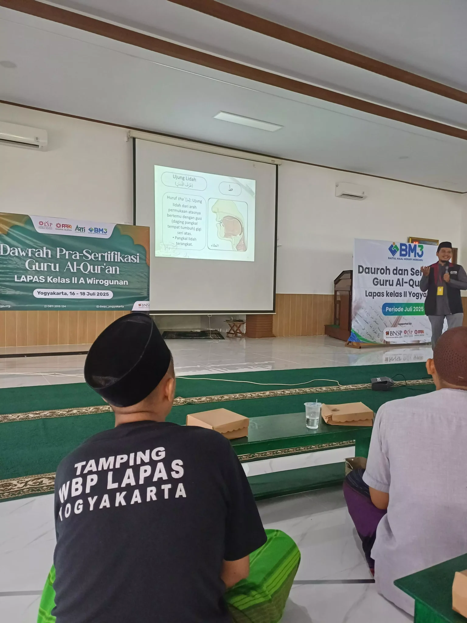 Lorong Saksi Cahaya: Bertumbuhnya Al-Qur’an di Balik Jeruji