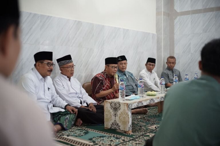 RESMI DITEMPATI, PONDOK PESANTREN AL-JIHADUL AZHAR TANDAI PEMBUKAAN DENGAN KHOTMIL QUR’AN DAN TUMPENGAN